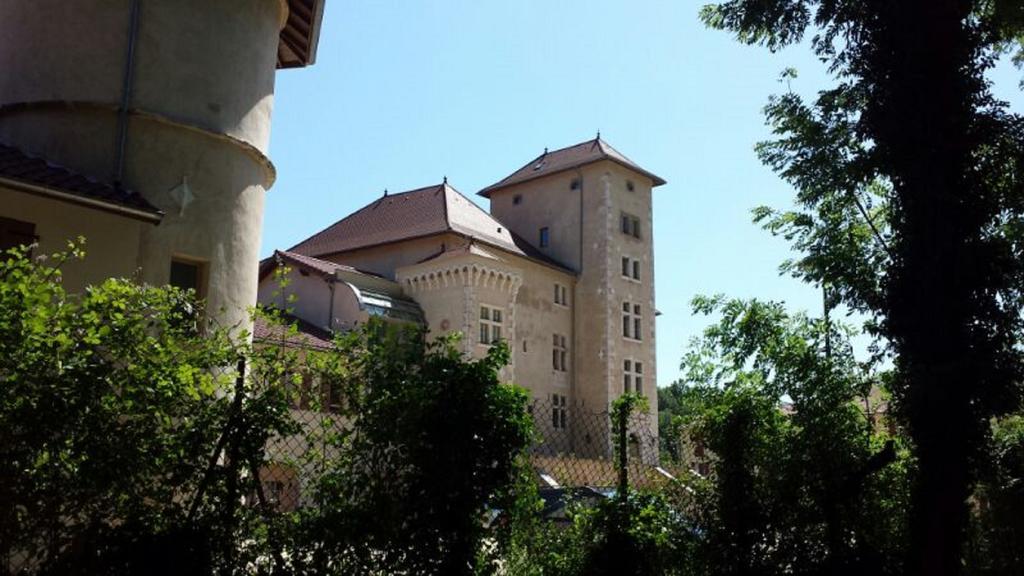 Tempologis - Chateau De La Rochette Fontaine  Kültér fotó